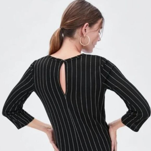 Zara V-Neck Stripe Relax Jumpsuit Small - Picture 2 of 10